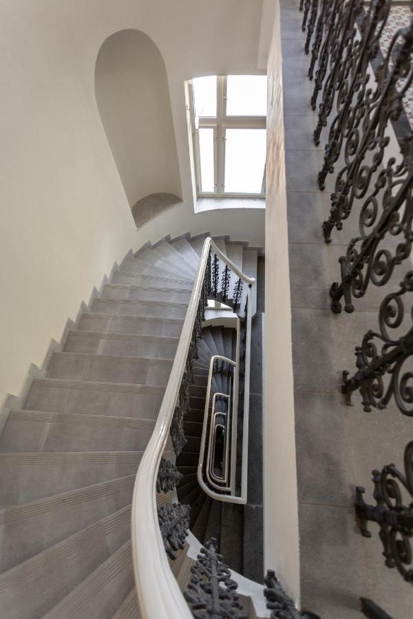 Appartement Sunlit Studio Near Wenceslas Square By Prague Days Extérieur photo