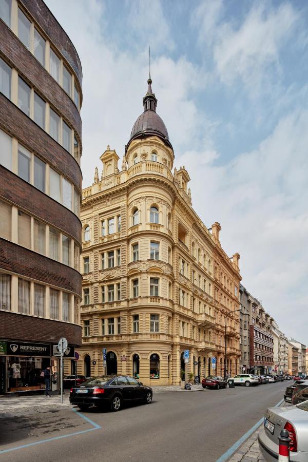 Appartement Sunlit Studio Near Wenceslas Square By Prague Days Extérieur photo